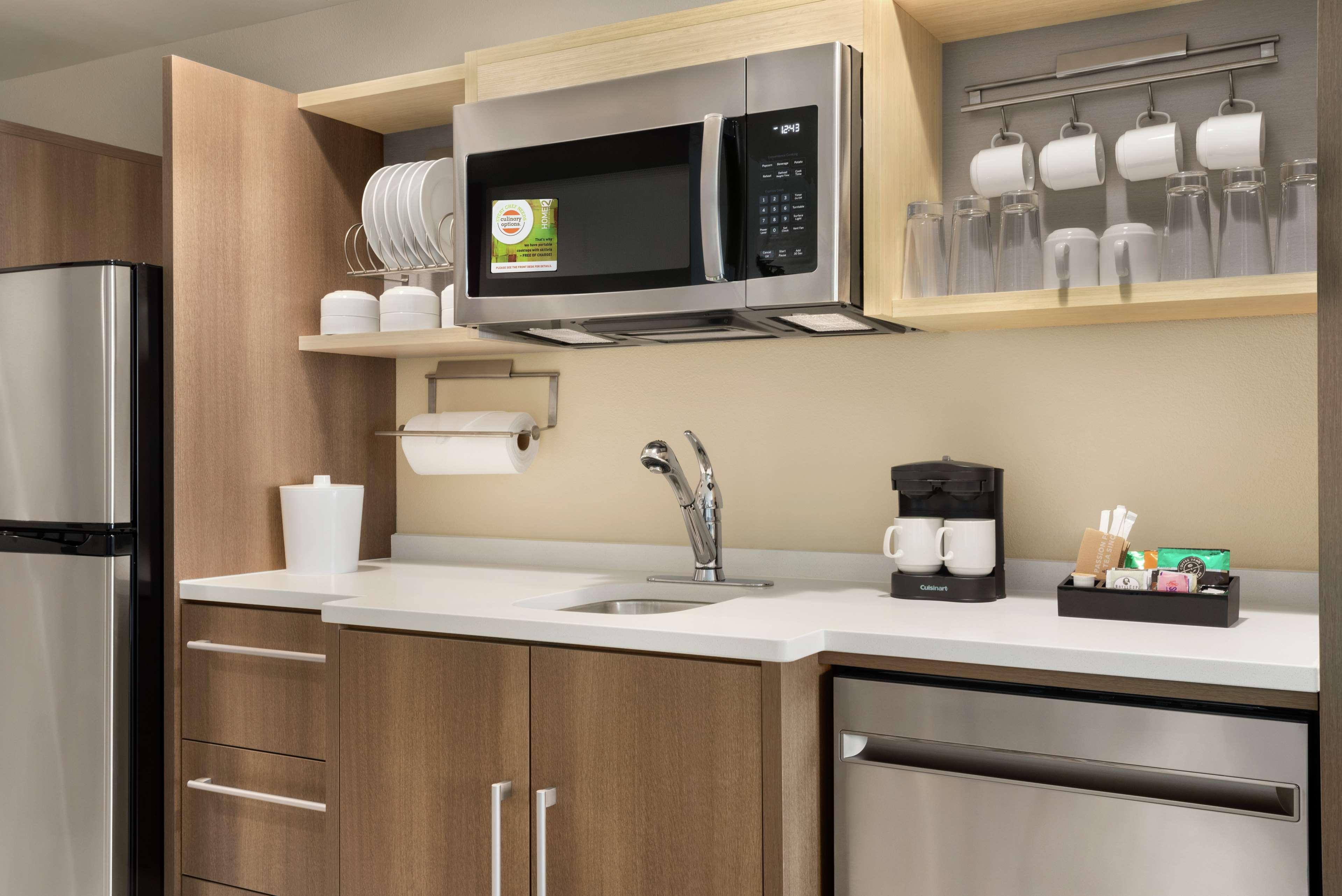 Home2 Suites By Hilton Overland Park, Ks Bagian luar foto