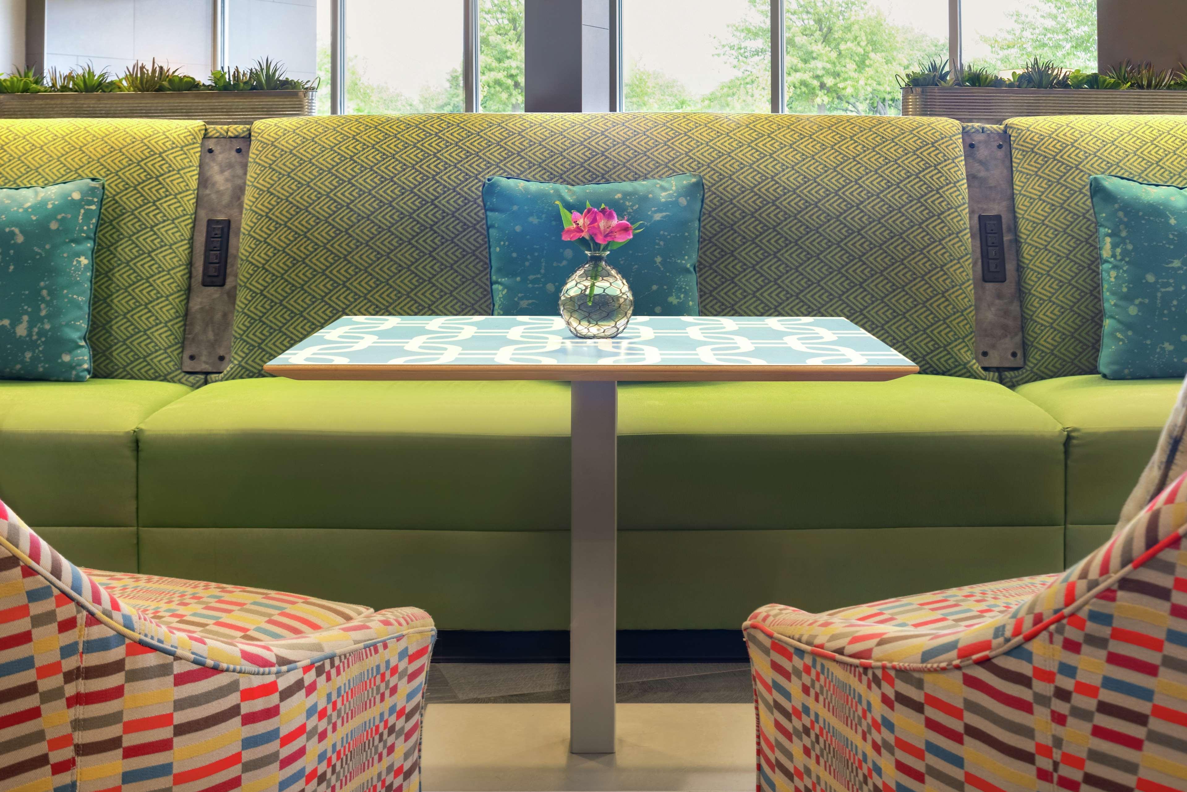 Home2 Suites By Hilton Overland Park, Ks Bagian luar foto