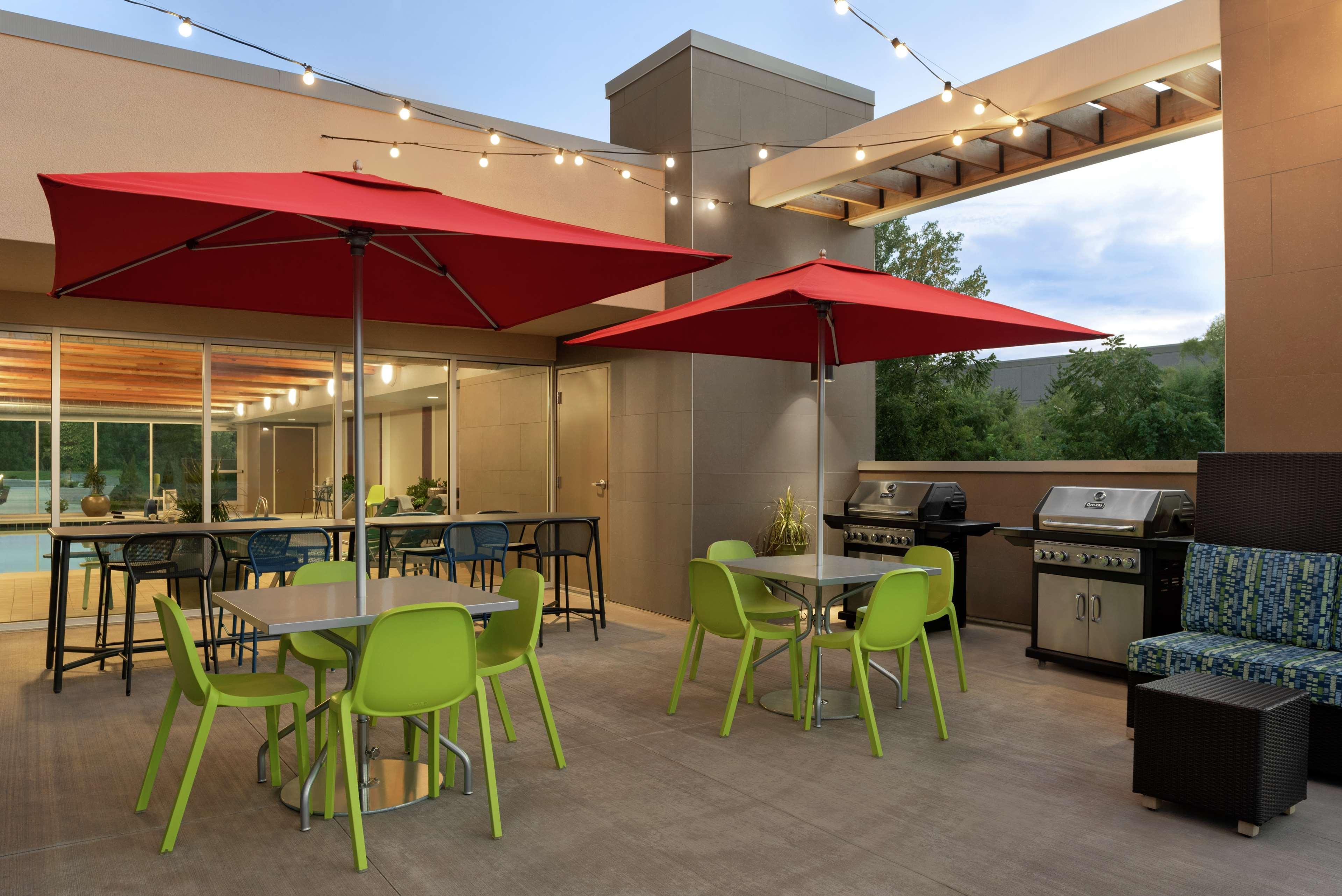 Home2 Suites By Hilton Overland Park, Ks Bagian luar foto