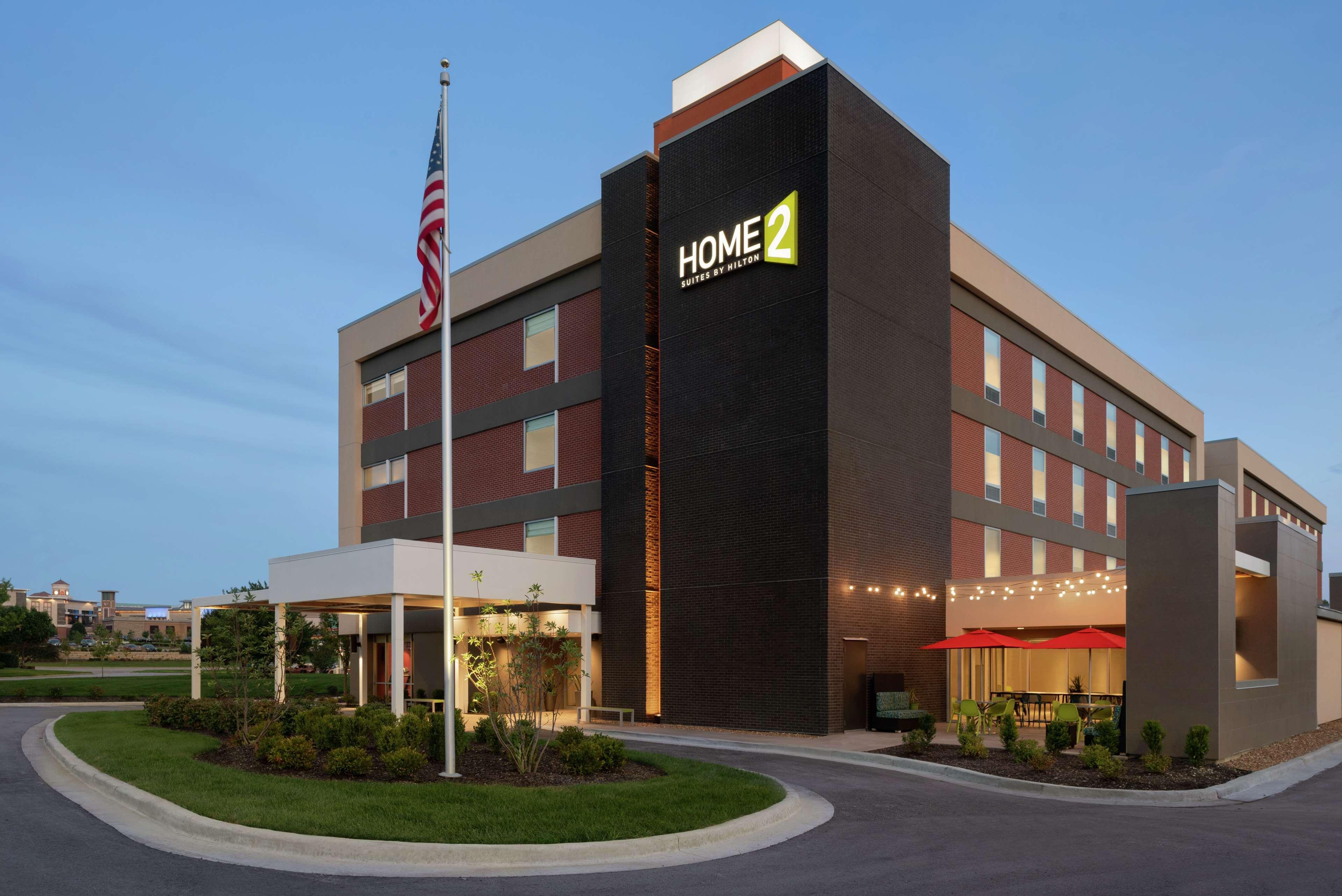 Home2 Suites By Hilton Overland Park, Ks Bagian luar foto